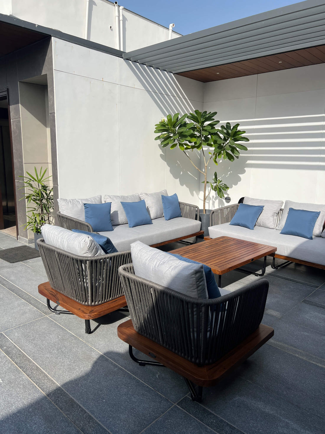 The Savvy Home