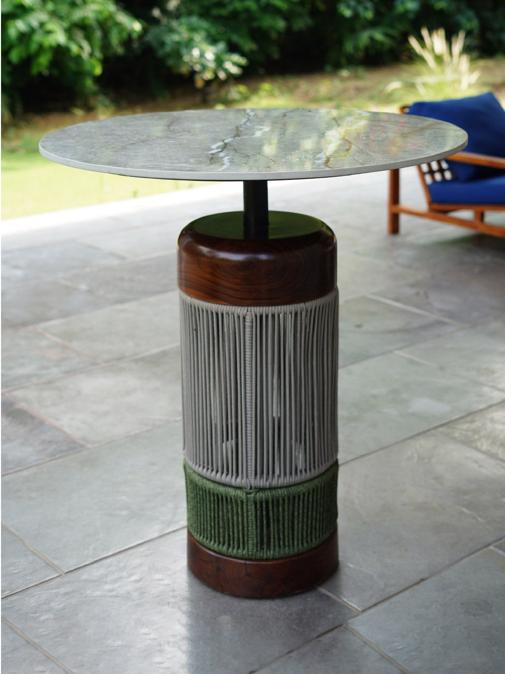 Nysa Bar Table