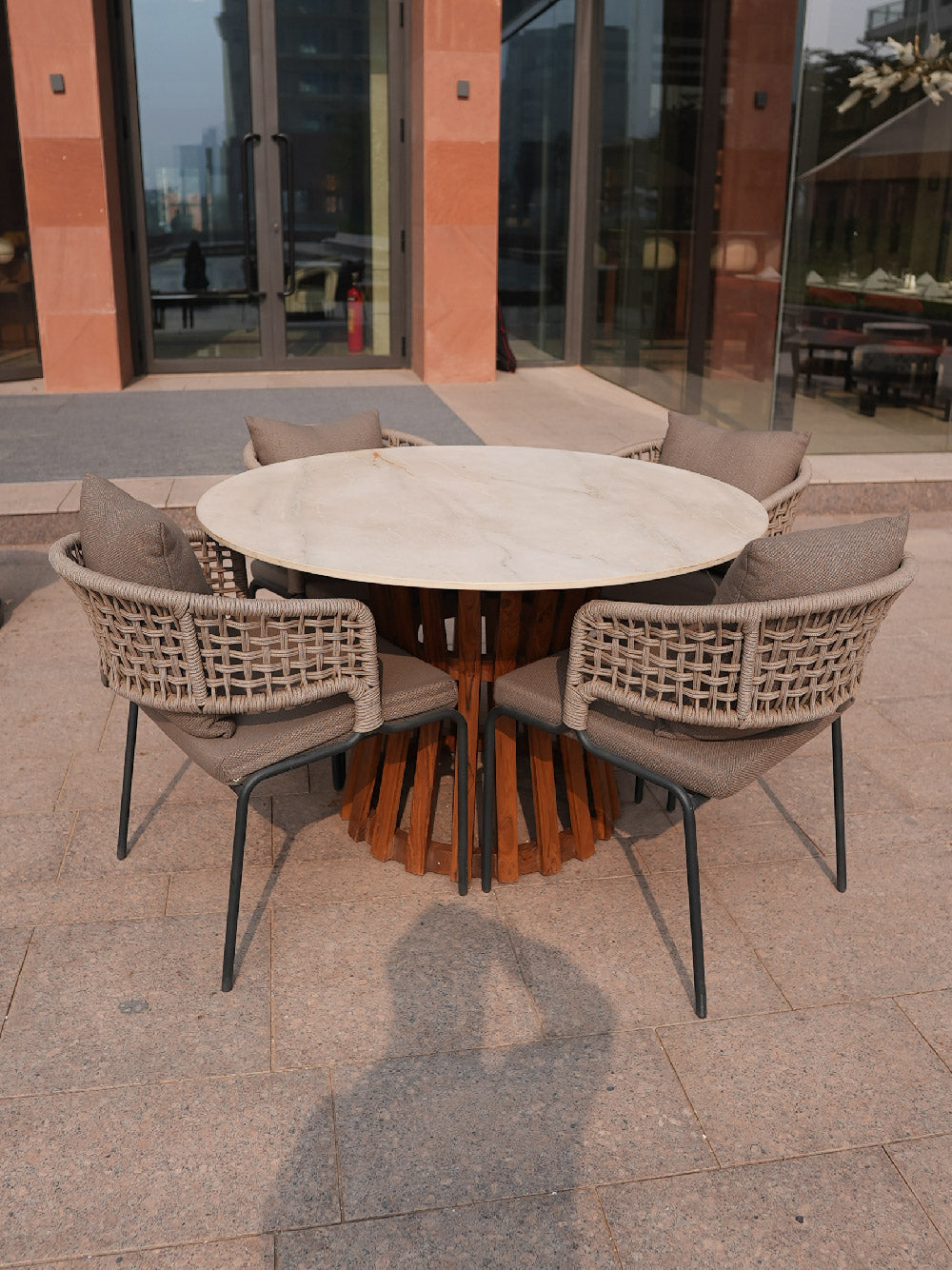 Moov Dining Chair