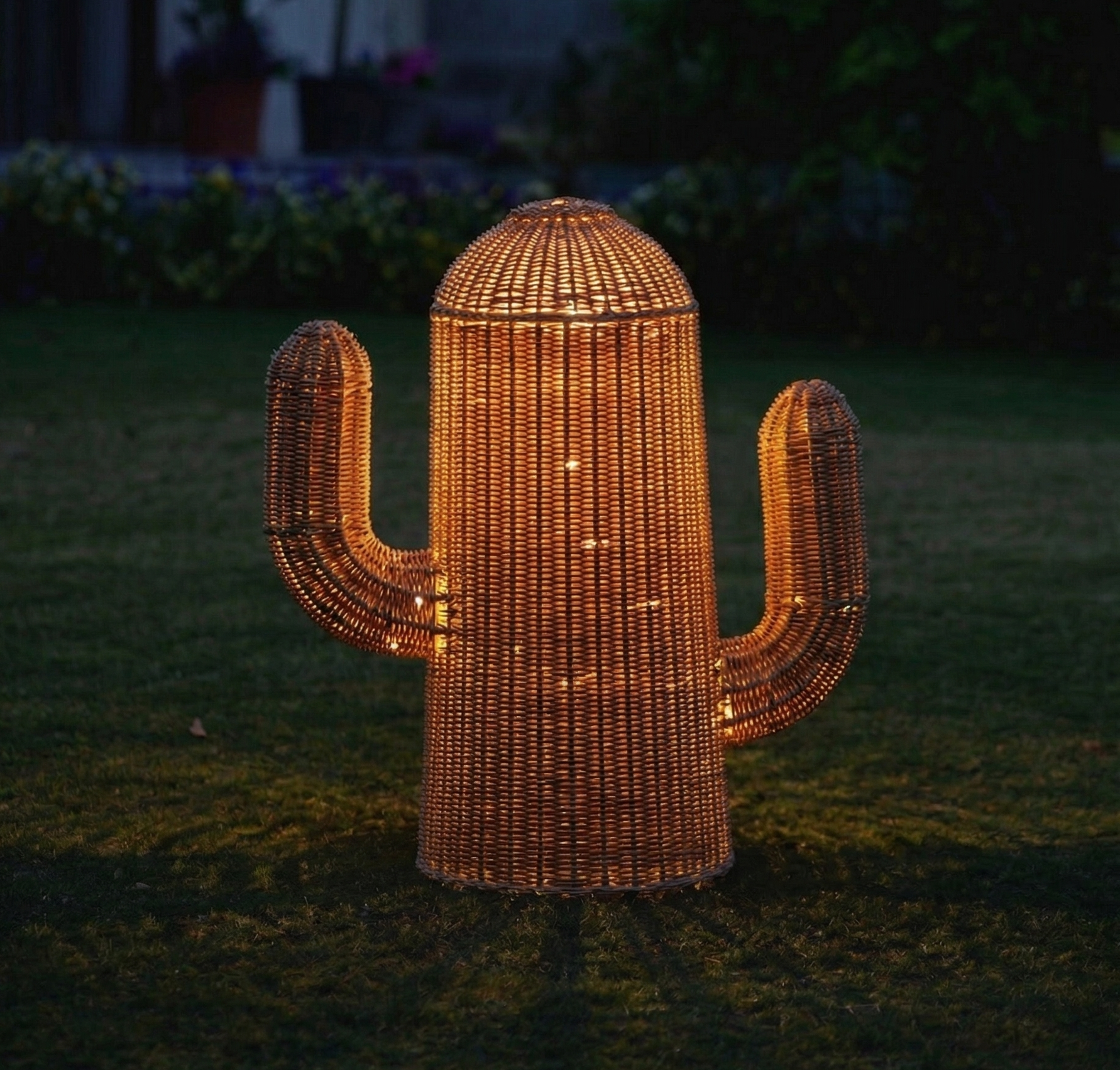 Sleek Saguaro Lamp